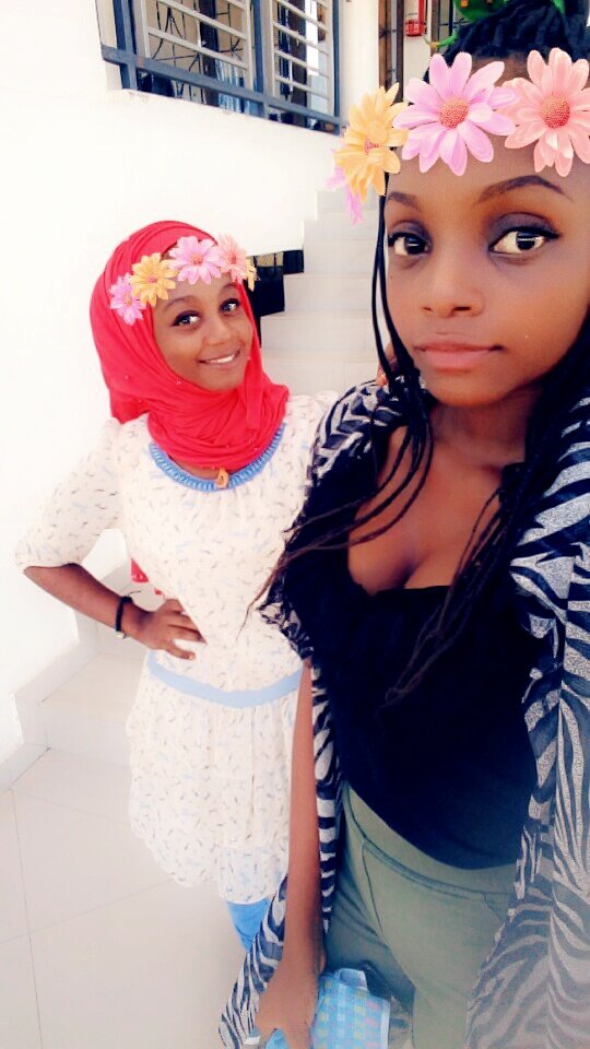 Chamayma's tweet photo. us #jovia2019 student at @appsandgirls attending the ceremony of #AnGform4 
my mate @Qweenjohn https://t.co/61MHs9yMjg
