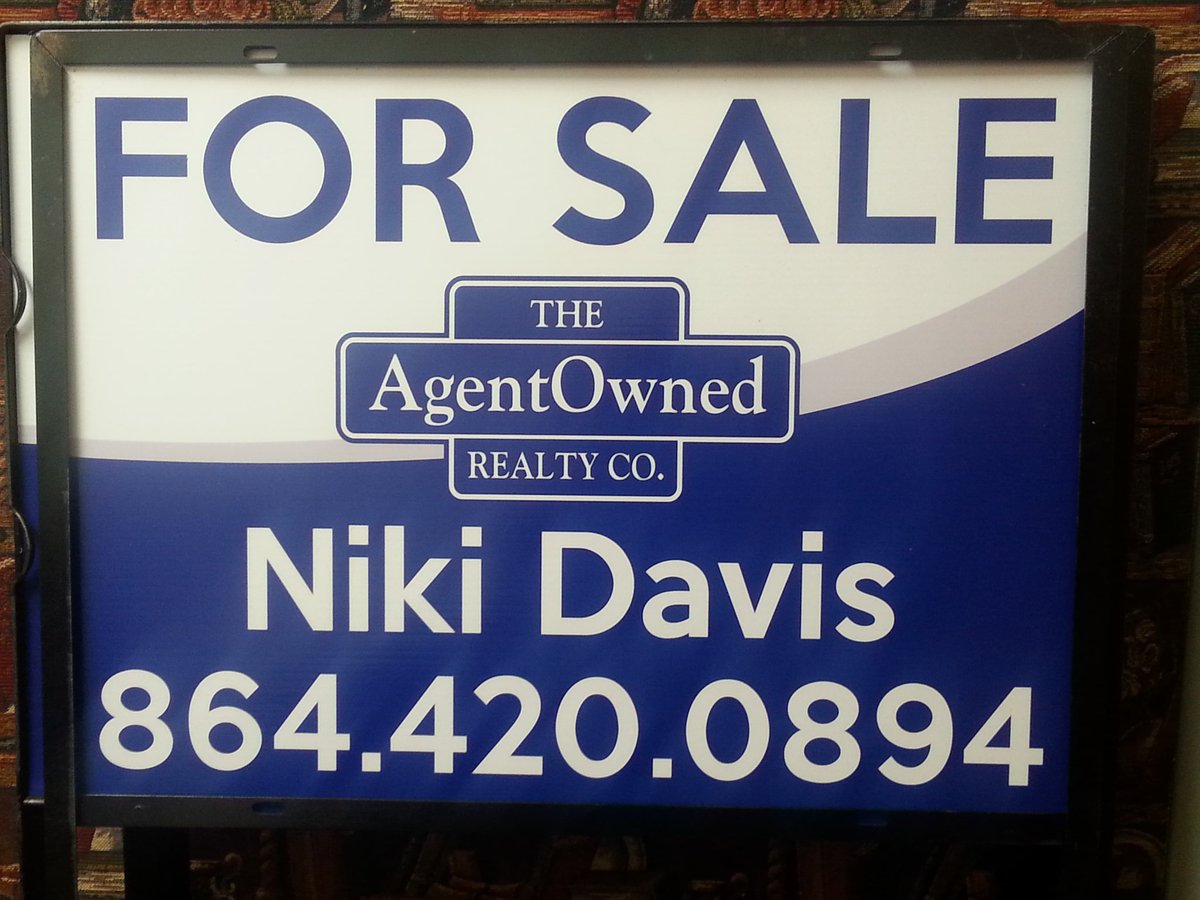 NikiDMaclay's tweet photo. Just sold in the Centerville, Anderson, SC Area. We had multiple offers &amp; sold for full price. There are at least 7 pre-qualified buyers still looking for a brick ranch in this area. Are you ready to make a move?
#AgentOwnedRealty #REALTOR #AndersonSC https://t.co/VvTPWcTC3g