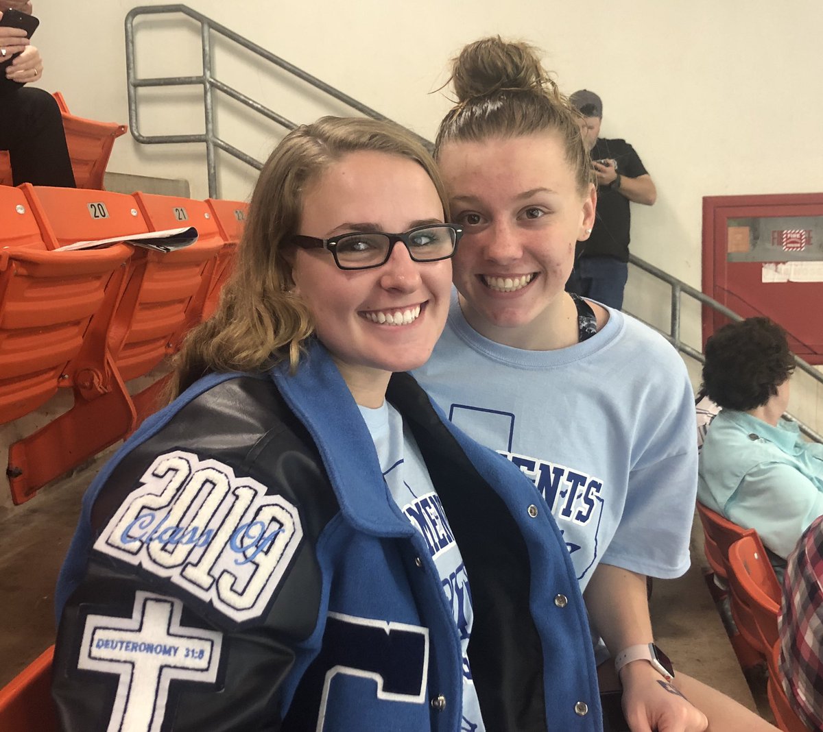CHighFB's tweet image. Rise &amp;amp; shine @CHS_Rangers ! We are 30 minutes away from beginning the 6A @uiltexas State Swim FINALS.  Good🍀luck to @meredithbrown_ &amp;amp; @Jacr_Hendrick in individual events and our @SwimClements relay teams. Hoping for championship smiles today! #LetsRide #RangerPride