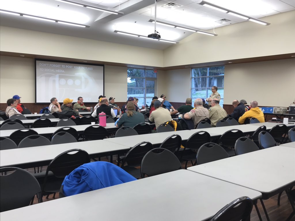bmpryde's tweet photo. #hokahey Advisors Meeting https://t.co/fVsVBVpzr6
