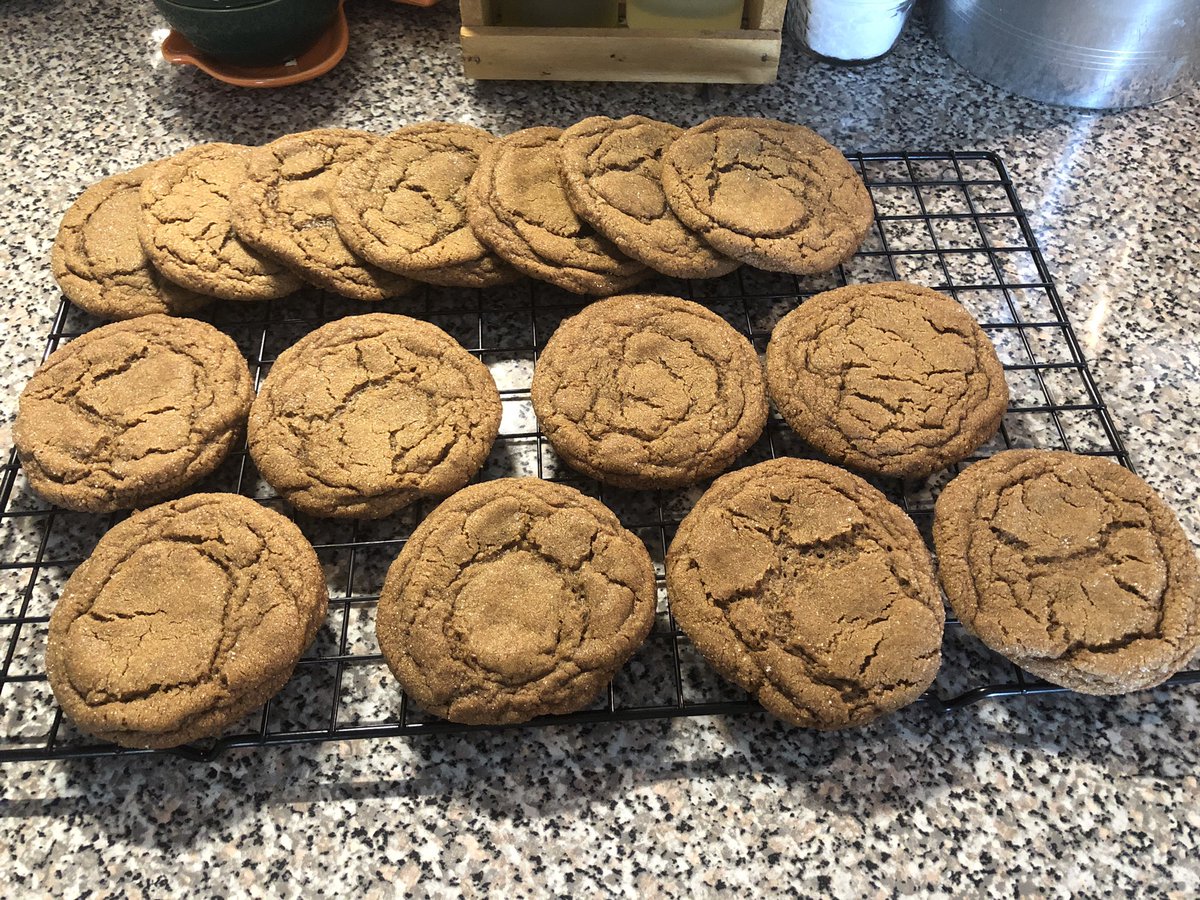 lneder910's tweet photo. @jbchang thanks for the recipe for ginger molasses cookies!  Made them from your book!  They came out beautifully 😊 https://t.co/qLhYj8Wr7j