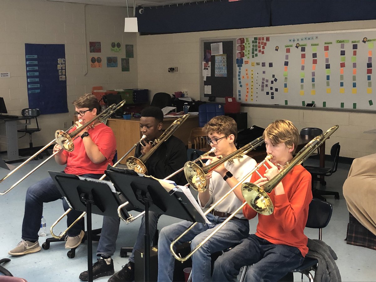 SenatobiaBands's tweet photo. More photos from our Symphonic camp last night. #DUP #EndlessEffortEveryday #Tobiepride https://t.co/lnlFhzwB81