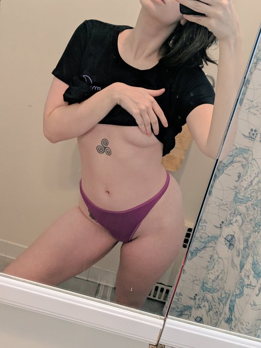 💜💜 happy Saturday everyone 💜💜 https://t.co/6uyaEnJld3<a href="/tag/booty"class="tags"><span>#booty</span></a><a href="/tag/sexwork"class="tags"><span>#sexwork</span></a>