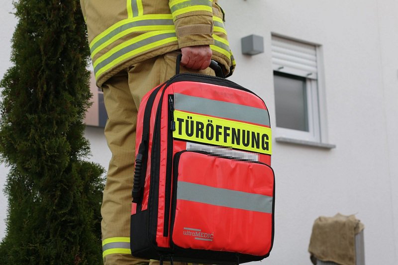 ffbretzfeld's tweet photo. #Einsatz 🚨 der @ffbretzfeld
#Notfalltüröffnung im Ortsteil #Dimbach
#Türe 🚪 mit #Spezialwerkzeug 🛠️ geöffnet - #Einsatzstelle an die #Polizei 🚓 übergeben
#Einsatzbericht: https://t.co/LfSCWq58KY https://t.co/yEZHqiphtc
