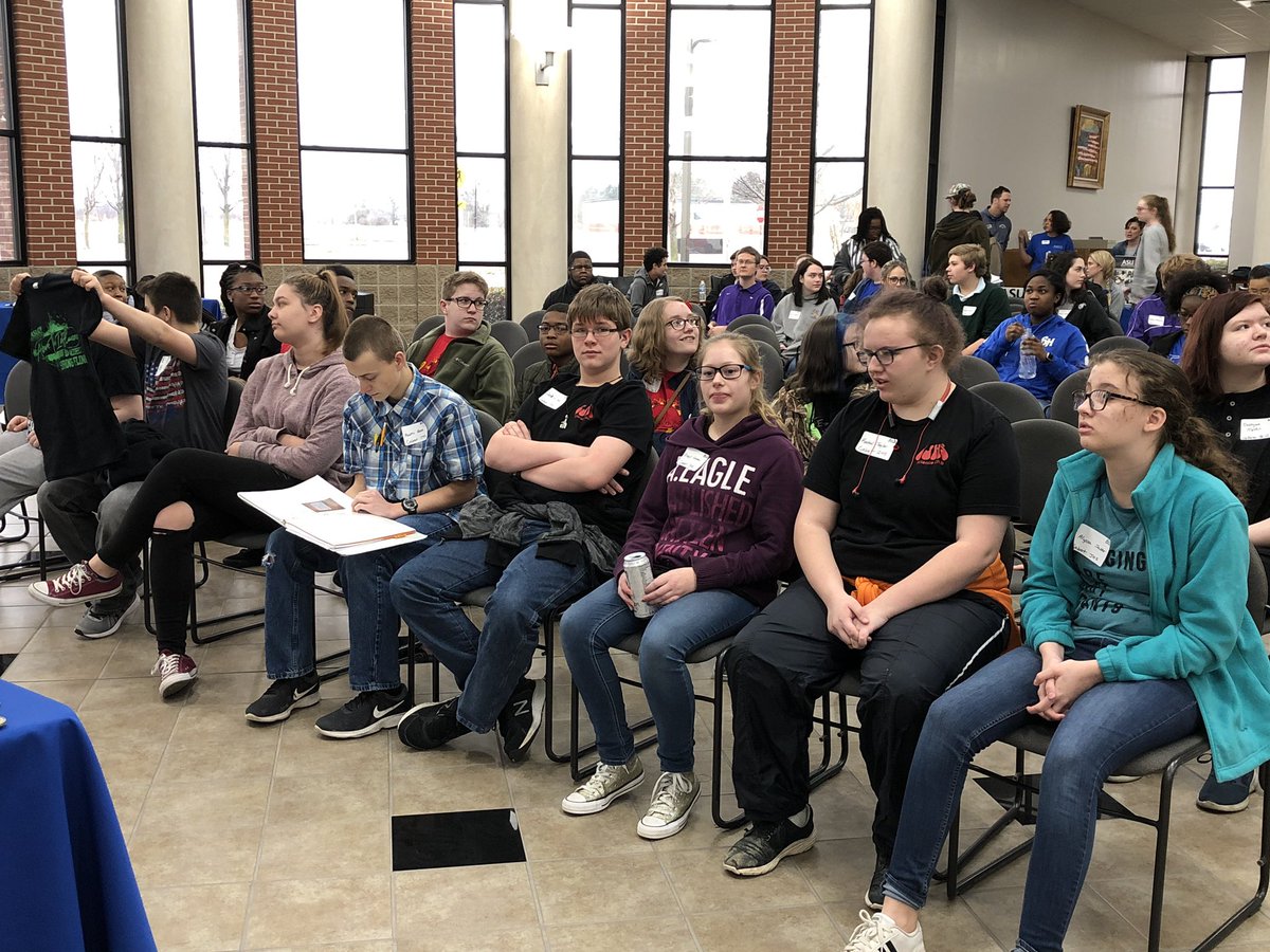 MsCNeumann's tweet photo. Inspiring speech by Dr. Eggensperger to open the #scienceolympiad tournament at @ASUNewport https://t.co/L6tSVdaSvN