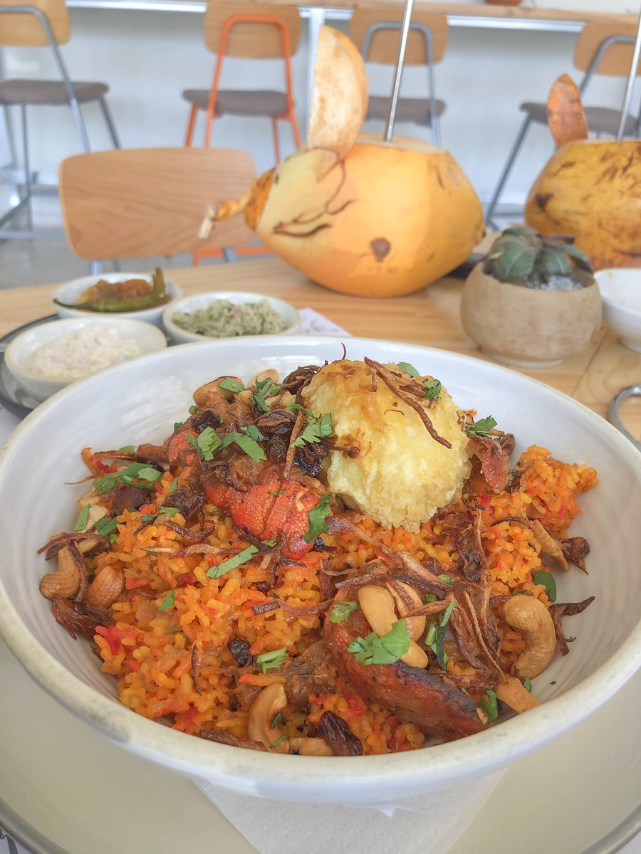 pasindum93's tweet photo. #lobster #biriyani #kingcoconut #water #isso #colombo #restaurant #seafood #prawns #lunch #food #drinks #foodpics #foodie #foodlover #foodporn #blog #blogger #foodblogger #travelblogger #yummy #tasty #delicious #fooddiary #onthetable #foodgasm #foodphotography #iphonephotography https://t.co/wgkf4hFTrh