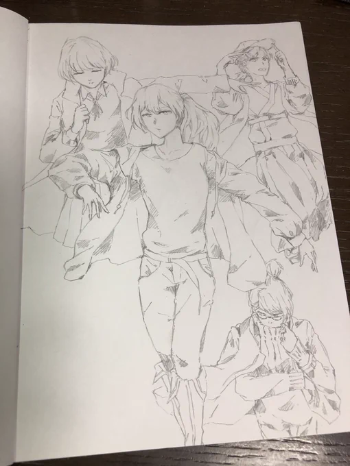 もう一人描きたいけどポーズとか服装とか出てこないから一旦寝かせます、おやすみなさい、、? 