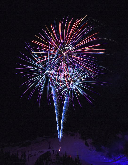 DMPhotographyCO's tweet photo. New artwork for sale! - "Steamboat Springs Fireworks" - https://t.co/2Y2m7P3zfk @fineartamerica https://t.co/8lS1ZY4PHI