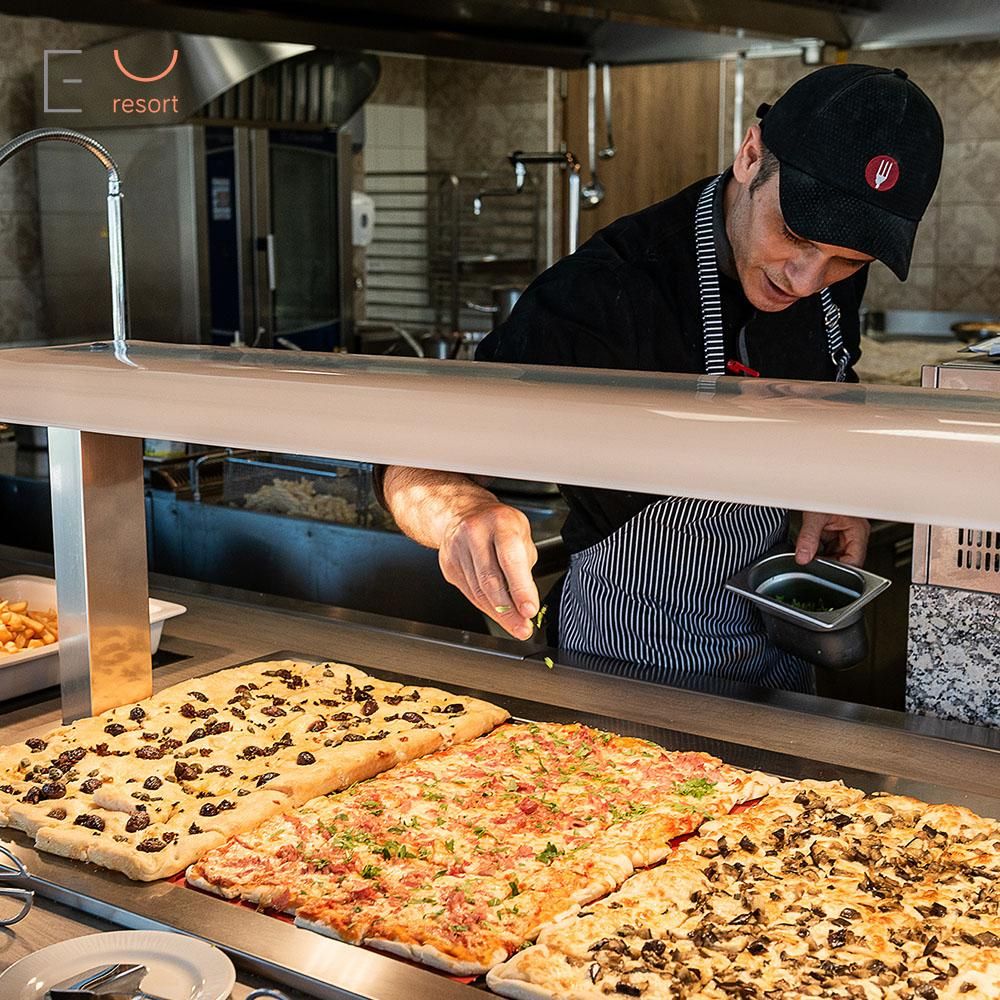 Piatto Italian Restaurant is a tasty break that expand your holidays along the Mediterranean Sea. #euphoriaresort #familyresort #allinclusive #crete #chania #greece #instatravel #travelblogger #blogger #familytime #familygoals #food