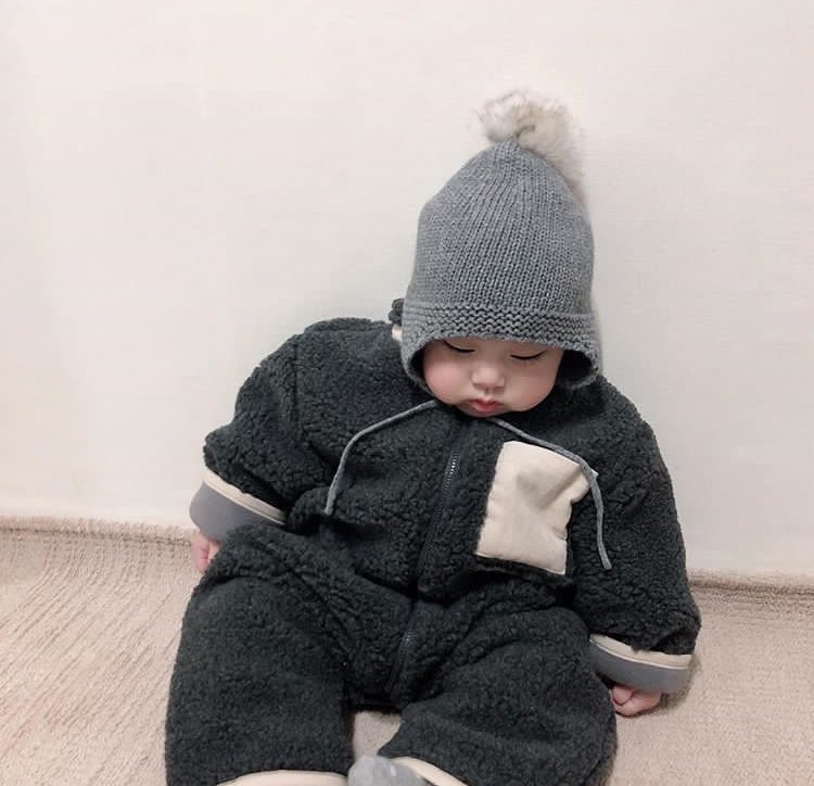I rinse him then put clothes on him. Not forgot to always smiles everytime he moves because it's so adorable. He fell asleep as Mingyu hyung and Jiho noona were back and I have to go home now. Such a wonderful day with my hAndsOMe nepHeW mAN!!!!!