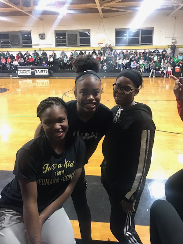 APetey2's tweet photo. Ayyyeeeeeeee Congrats to our very own Catholic League MVP/ 1st Team Diamond Johnson, Kiara Koger 1st Team and Nia Jordan 2nd Team!! The streak continues for another year...MVP (Alisha Keebe, Chyna Nixon, Jabria Ingram, Diamond Johnson) ✅✅✅✅🏀#NG4LIFE #FAMILYFIRST https://t.co/3Qxj9Z0Ax4