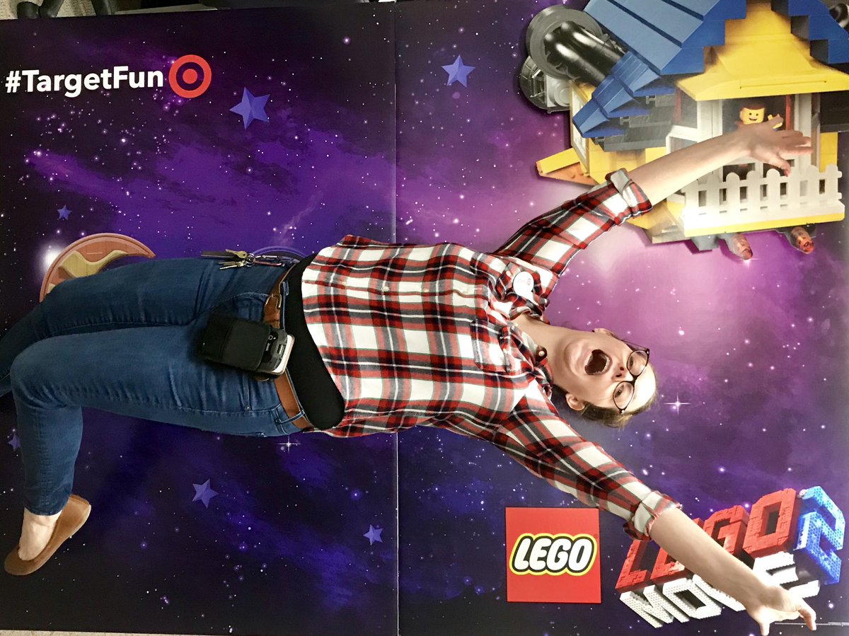 Lexi_Cooley_'s tweet photo. Our team and guests are having a blast at our LEGO Event #targetfun @veramay11 https://t.co/QjavAeDvQV