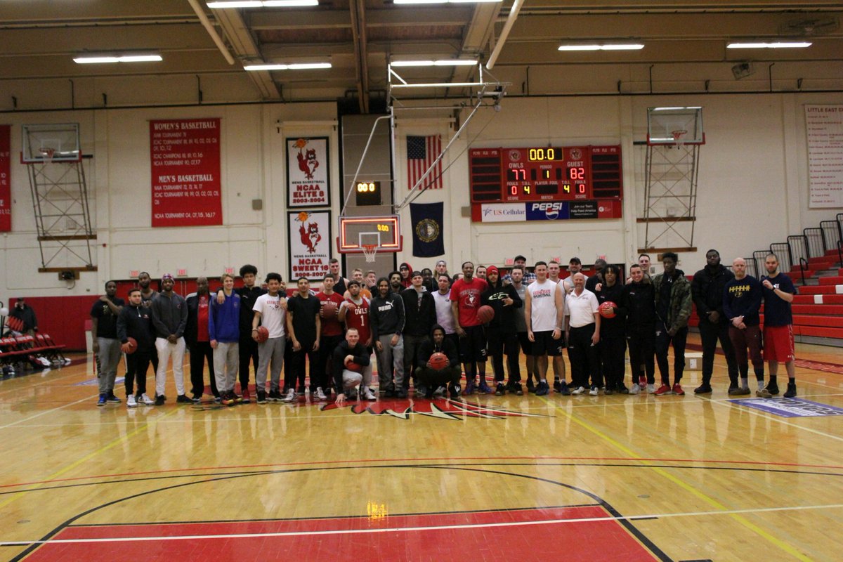 coachhastings12's tweet photo. Keene State Alumni and current Owls! β¦@KSCBasketballβ© β¦@KSCAthleticsβ© https://t.co/1jDEDXuw7j