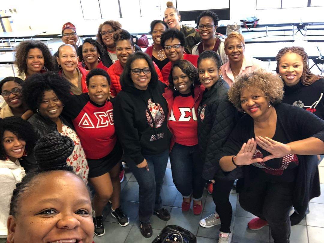 dstmrac's tweet image. Thank you to Political Awareness and Involvement and Social Action for presenting to our young ladies today! It is our responsibility to teach them what we know is RIGHT!!! #dstmrac #DeltaAcademy #DeltaGEMS #MentoringMatters