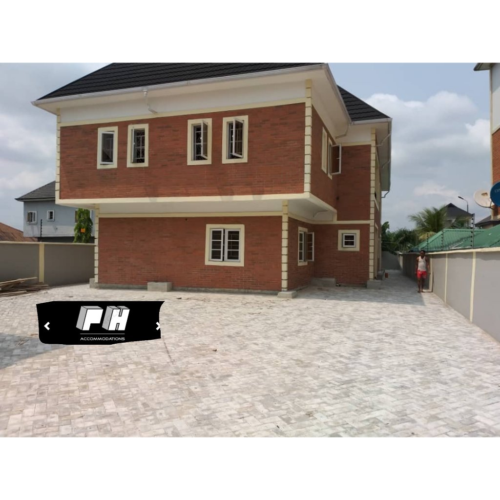 ph_Accomodation's tweet photo. FOR RENT: Newly Built 4 Bedroom duplex.
LOCATION: Stadium road, Port Harcourt .
PRICE: 2.5 MILLION/ ANNUM.
For inspection call/whatsapp: 08183619460
Phtweeps Forgot #INEC n #Canada and take a look at dis Fine house βΊ
#Phaccomodations #NigeriaDecides2019 #INECNoToPostponement https://t.co/X5kj2DYpyY