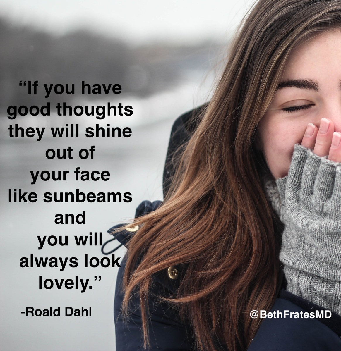 BethFratesMD's tweet image. Do good deeds.
Think good thoughts.
Live life with smiles all around.
Humility and grace are the way to say grounded.

#SaturdayMotivation #GoldenHearts #IAM #InnerPeace #Humility #Grace #Character #Health #JoyTRAIN #SuccessTRAIN #Happiness #laughter