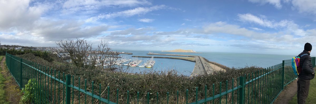 Beautiful day in Howth with Mark ⁦@Hidden_Howth⁩ Anyone visiting Dublin should experience this! #hiddenhowth #hiddenhowthexperiences