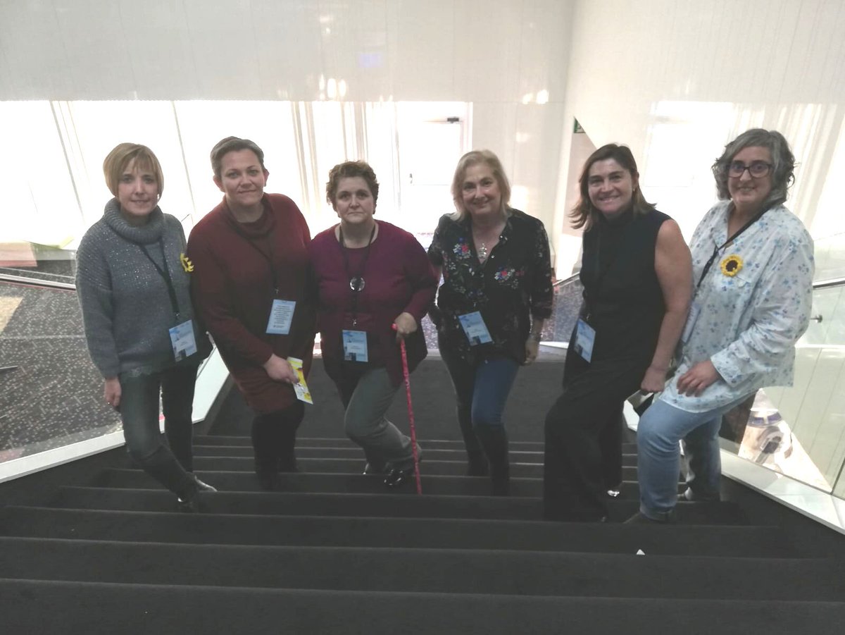 Felupus's tweet photo. @GEAS_SEMI @AEEsclerodermia @anes_oficial @afosfolipido
@RacioneroLaura @PepiGLupus. Compañeras de #esclerodermia
#sarcoidosis #sindromeantifospolípido #lupus.
Juntas en #21tentopicsbcn.
Afortunadas de compartir con vosotras este #21tentopicsbcn . https://t.co/Sjq2QIByBB