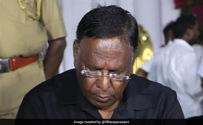 Puducherry Chief Minister V Narayanasamy slams Kiran Bedi in letter to centre ndtv.com/india-news/on-…