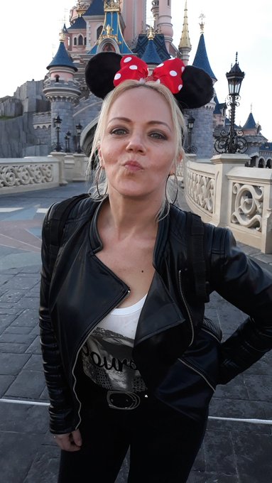 Xxx bisous &agrave; tous Xxx 💋💋😜 https://t.co/m11Vyp8FWW<a href="/tag/mvsales"class="tags"><span>#mvsales</span></a>