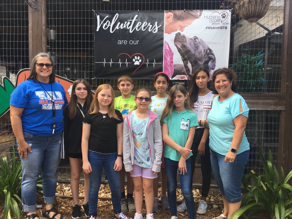 WilsonMSLibrary's tweet image. Wilson SADD students visit the Humane Society for a tour to kick off our Humane Society drive! More info about how you can help coming this week.
