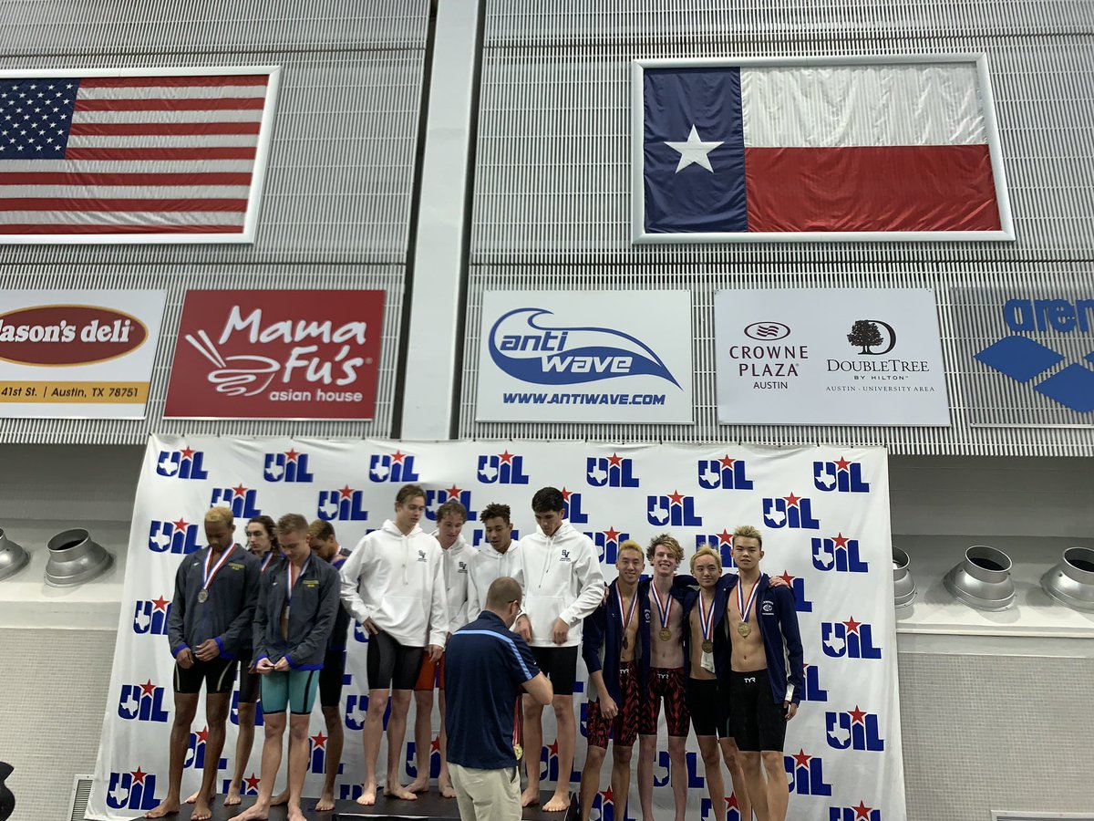 CHighFB's tweet image. Great job guys!! Congratulations on your TOP 3 in STATE!! #LetsRide