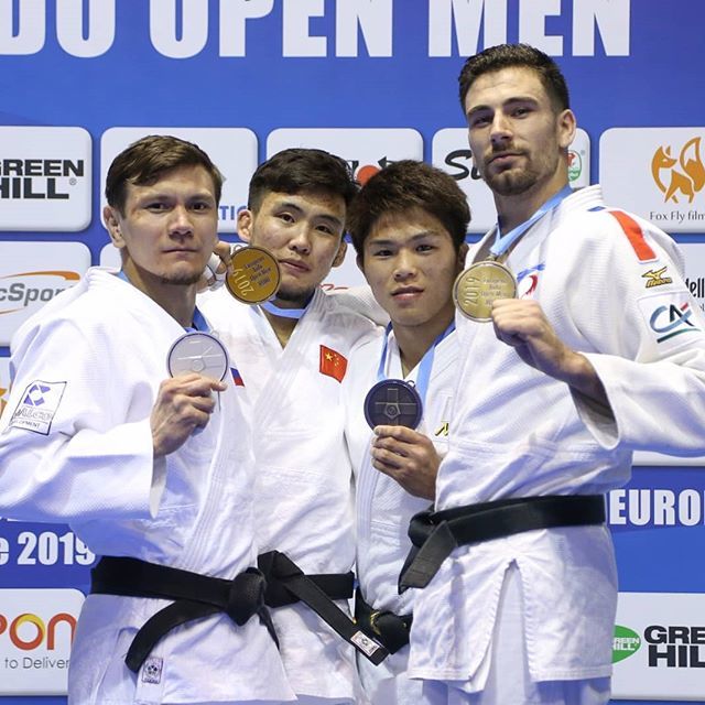 -73kg category medallists

1. QING, Daga (CHN)
2. PROKOPCHUK, Evgenii (RUS)
3. ISHIGOOKA, Hideyuki (JPN)
3. AXUS, Benjamin (FRA)

#judorome2019 #EuropeanJudo bit.ly/2STWZEZ
