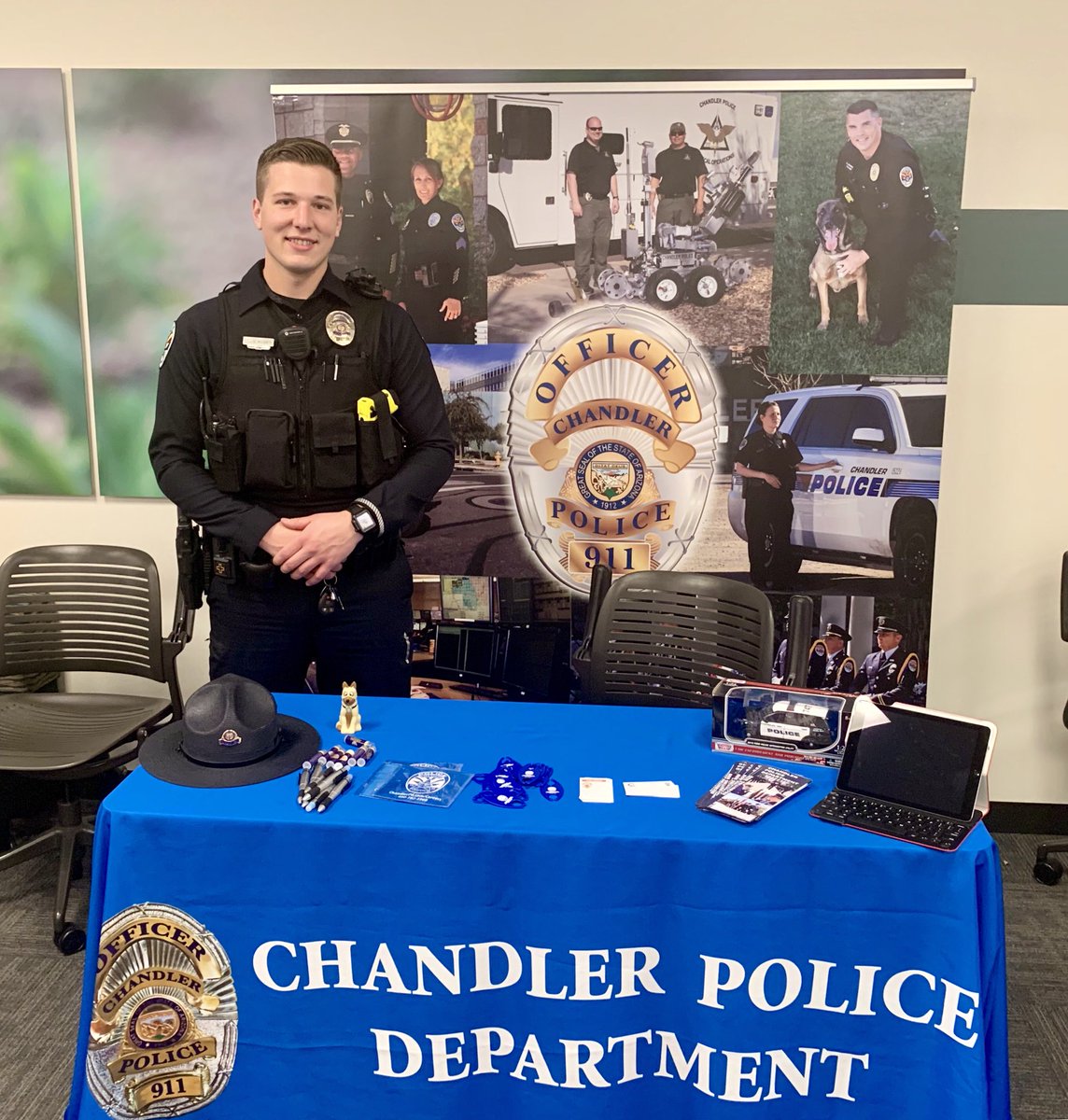 ⁦@ChandlerPolice⁩ appreciates the opportunity to participate in NAU’s Criminal Justice Career Fair. https://t.co/BEhgwCmfnJ