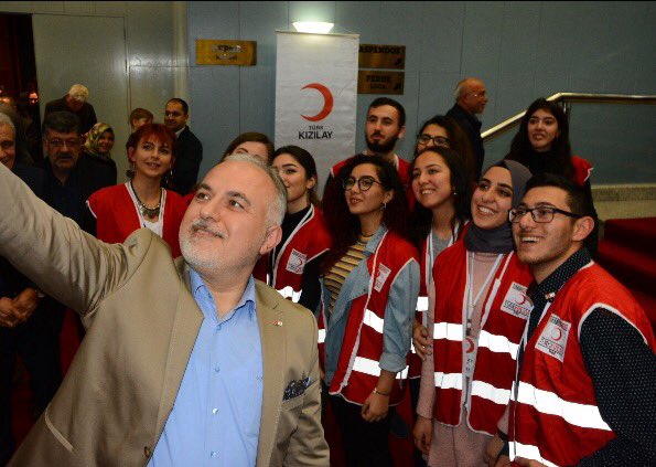 Genel Kurulumuzda emeği geçen,yönetimlerimize, şube başkanlarımıza ve üyelerimize teşekkürlerimi sunuyorum. #GüçlüTürkiyeGüçlüKızılay