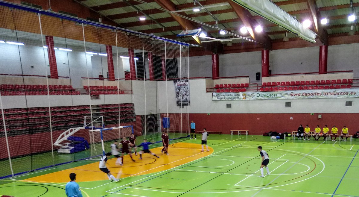 TERCERA, comoda victoria por 11-1 ante <a href="/ATancitaro/">Ad. Tancitaro</a> que permite al equipo seguir lideres una semana mas. Enhorabuena equipo
<a href="/3cantosdeportes/">Concejalía Deportes</a> 
@NorteTresCantos 
<a href="/B_Tricantino/">Boletín Tricantino</a> 
<a href="/Portero_Jugador/">Con_portero-jugador</a> 
<a href="/futsaldemadrid/">Futsal de Madrid</a>