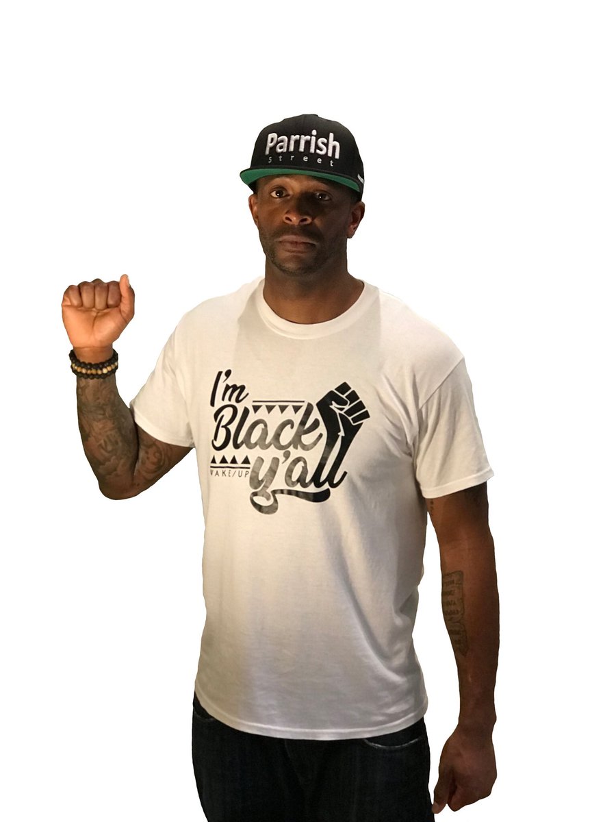 History_239's tweet image. #BlackWallStreet Parrish St snap back hat available online, get you one today! T-Shirt by @wakeuphou. They support us, we support them, &amp;amp; you should too! #History239 #WelcomeToOurHistoryClass #ClassIsNowInSession #PayAttention #ThisIsWhatItLooksLike #Fashion