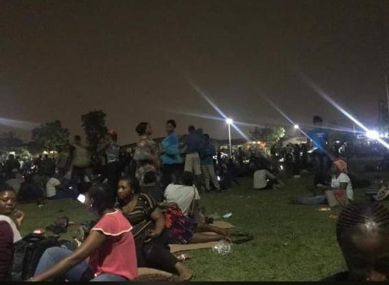 Ibilola_Amao's tweet image. @nysc_ng @inecnigeria @MBuhari
@ProfOsinbajo
Poor treatment of #YouthCorpers #Volunteers 
Demand for explanation!
Can you put your children through this? 
Violation of HumanRights
#HumanRights #Violation in #Nigeria 
#HumanRightsViolations as #NigeriaDecides2019
#NigeriaDecides