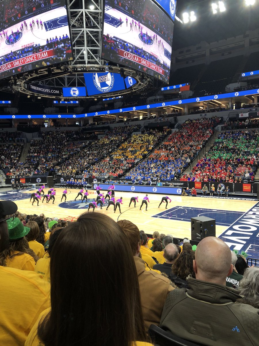 8CA_Grace's tweet photo. Here in Minneapolis! Lots of talent today at the high kick state comp! Love that MN has categories https://t.co/9gswvM8Rqw