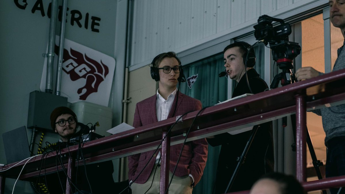 GeeGeesMHKY's tweet photo. Tune into tonight's game on https://t.co/iyrxdRGhL9 or Facebook Live!
📺: https://t.co/5VQ3VtDZLo

Graham Neysmith and Declan Da Barp will go live with the pregame show at 7:15, ahead of our 7:30 start against Laurentian

#SaddleUp #JR12
📷: @robertgreeley22 https://t.co/FUK3Noj7Lm
