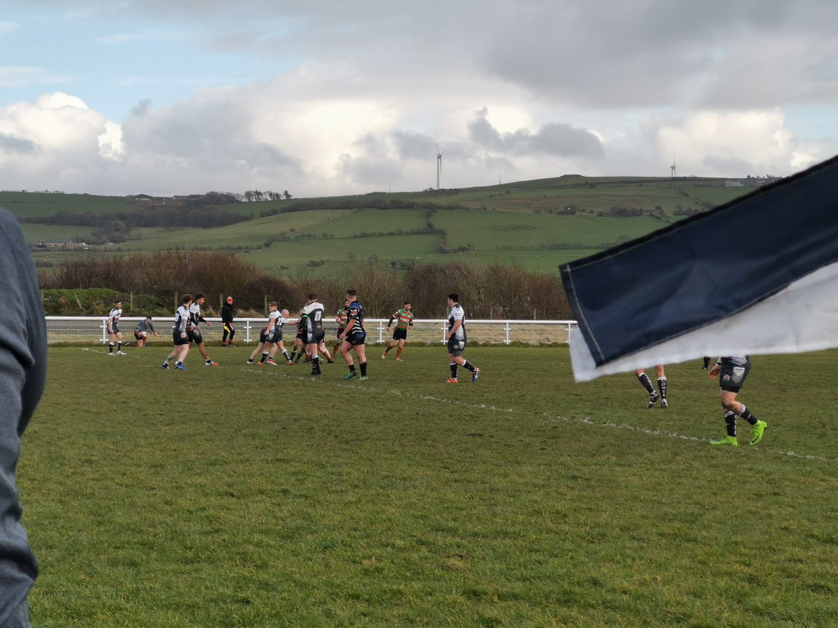 Tom Crowe tweet media