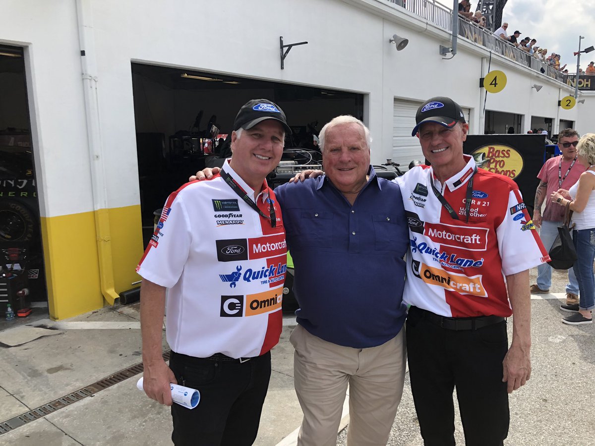 Wood Brothers Racing On Twitter Great Seeing Aj Foyt Today Disupdates Ajfoytracing