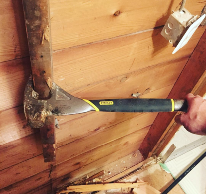StanleyToolsCA's tweet photo. @pnwtool favourite part of a demolition is using the STANLEY FATMAX® Furbar
What is your favourite #STANLEYtool on the jobsite? https://t.co/cMeIC5RLkB