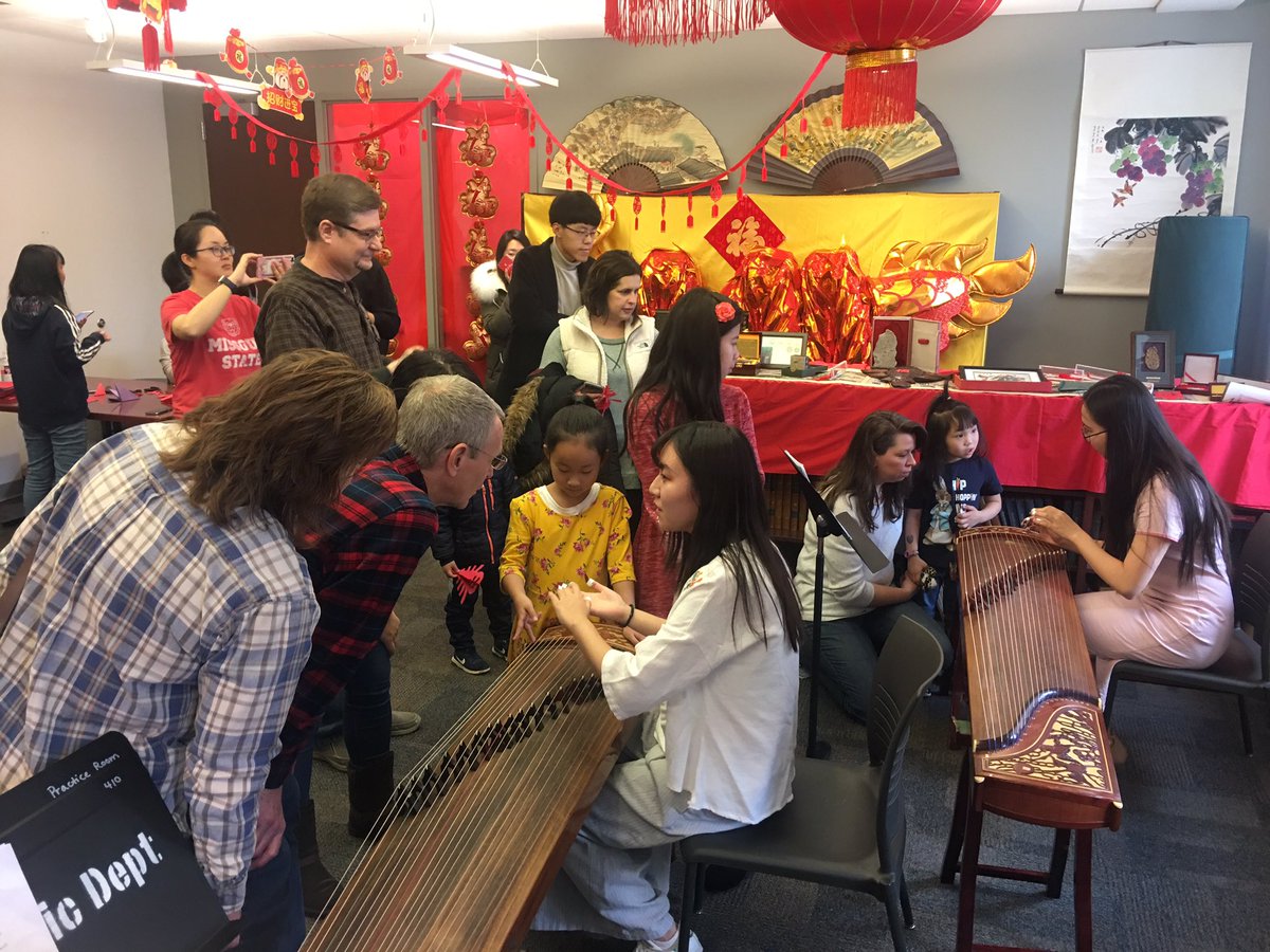 DrPengZhang's tweet photo. What a turnout at the community day of #ChineseNewYear celebration So grateful to have a supportive community and motivated by the meaningful interactions through cultures! Thanks @MissouriState GlobalBears for being the culture bridge! Great work @AllenSu72340367 @ZhenzhenZheng https://t.co/4D5hNmaF39