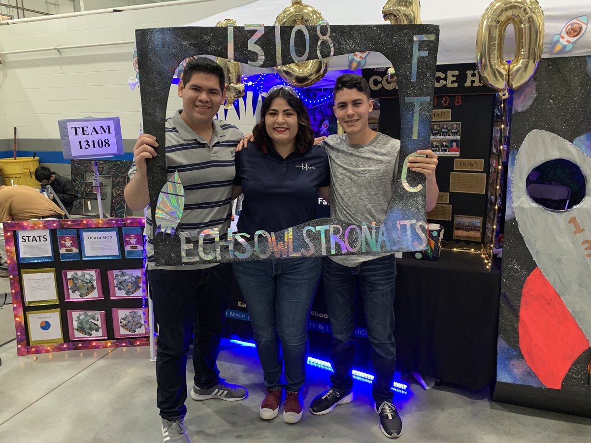 FTC13108's tweet photo. Look who stopped by to visit us! Past ECHS Alumni :) #FIRSTRGV #Royaltechnologies #FIRSTAlumni https://t.co/4RidrEs03Q
