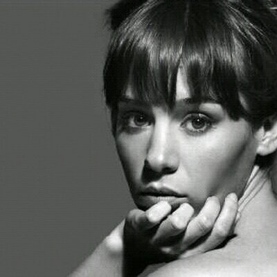 [ESPECTACULOS]  #tampocotangrandes <a href="/paulareca/">Paula Reca</a> "Es una comedia romantica conmovedora, melancolica, divertida pero al mismo tiempo te lleva a plantearte muchas cosas. Tienen que ir a verla. Son dos ex novios que se encuentran y planean un viaje juntos" #elduende <a href="/GuiPetruccelli/">Guillermo Petruccelli</a>