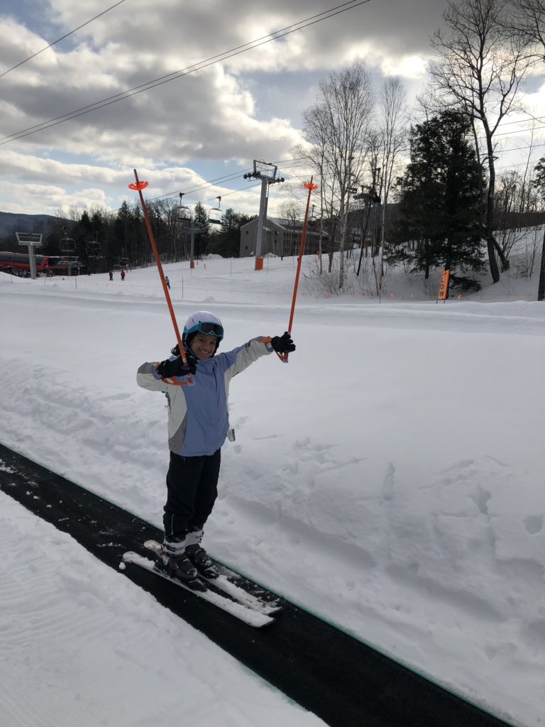 TrinityHighPE's tweet photo. Day 1, perfect conditions #powder #sundayriver #trinityhigh https://t.co/ltcDo5zJrT