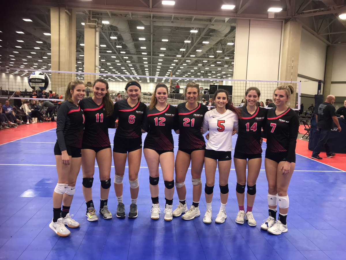 TeamKCVB_18's tweet photo. UNDEFEATED!!! 6-0. Pool play starts at 8am https://t.co/spz5xYpHeC
