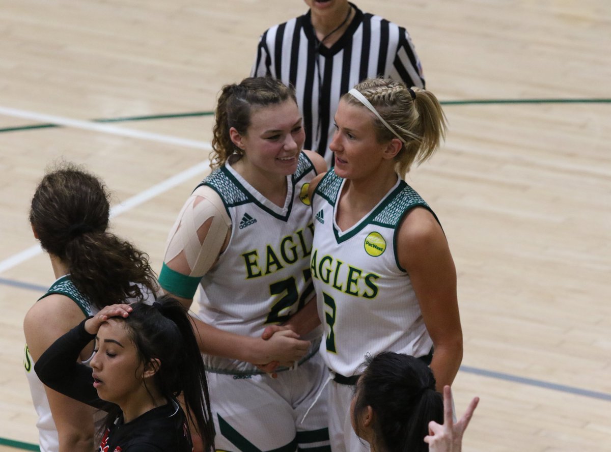 WWB | Just Another Eagle Victory!
<a href="/cuiwbasketball/">CUI Women's Basketball</a> defeats Hawaii Hilo 69-57 👏🏻🏀

VanderKlugt with 20 points &amp; 9 rebounds and Friauf had 13 points &amp; 8 rebounds #LetItFly