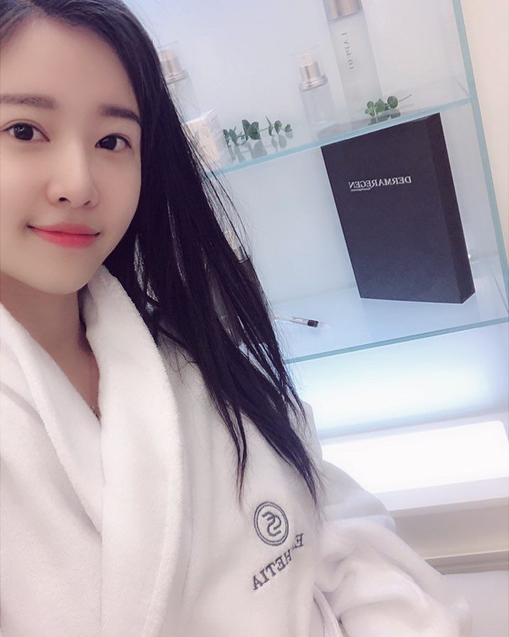 Crayon Pop Me tweet media