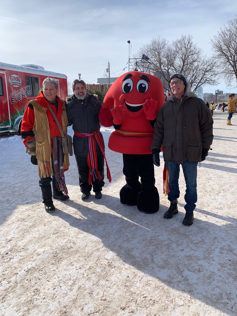 jimcarr_wpg's tweet photo. Hé Ho! My Manitoba colleagues &amp; I joined @Rodriguez_Pab at the iconic @FDVoyageur, Western Canada’s largest winter festival, to celebrate its 50th anniversary. Thank you to the all the volunteers who make this pride-filled weekend possible. #FDV50 #Heho https://t.co/PGSqUYSImN