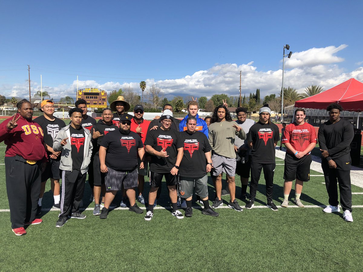 PTPSPORTS1's tweet photo. It’s always fun when we train as family. #ptpsports #ptpbuilt https://t.co/o4RpyqxaRj