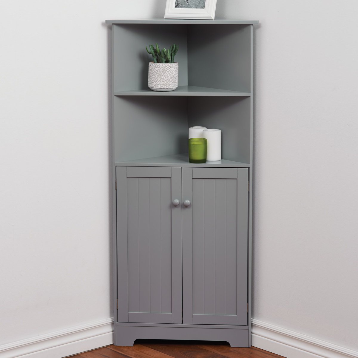 GTboutique's tweet image. Declutter, organize and re-design with these home decor deals. ⬇️ bit.ly/2RU45ox

+ Find these and more home items on our website at gianttiger.com.

#GiantTiger #ForYouForLess #HomeOrganization #HomeStorage #HomeDecor