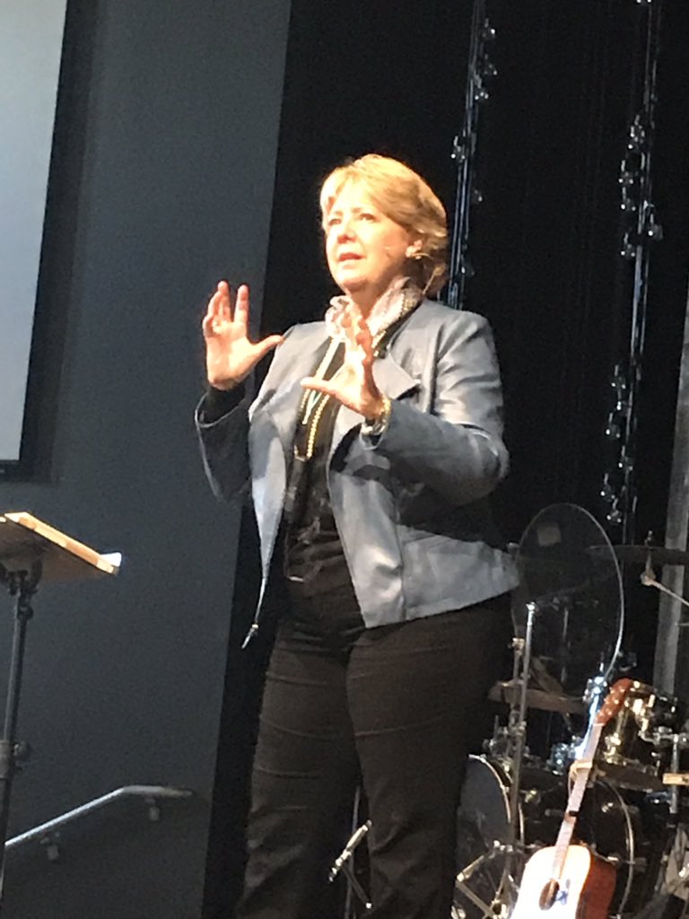 RobynneEM's tweet photo. Robin Jones Gunn: Are your hands in somebody else’s bucket? #WCCWriters #momentum19. Gal 6:4-5 https://t.co/zX2tio6xqa