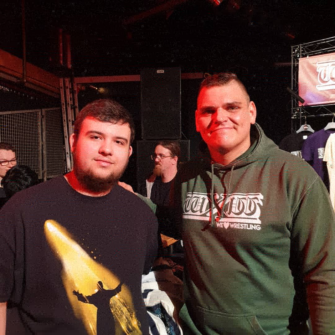 MG_Styles44's tweet image. Großartiges @wXwGermany Event in Bielefeld! @WalterAUT und @UNBESIEGBAR_ZAR ihr seid wirklich der Hammer im Ring und ich bin froh euch einmal persönlich kennengelernt zu haben! Macht weiter so und verletzt euch nicht! #wXwDE #Roadto16Carat #DerRingGeneral #Ringkampf #Unbesiegbar