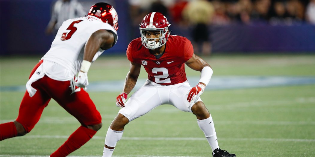 JanariDean400's tweet photo. Honored to receive an offer from The University of Alabama ‼️🙏🏾🐘⚪️🔴 https://t.co/xKAb9tLcO8